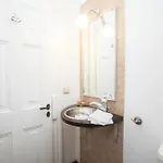 Celestia House Apartment *
